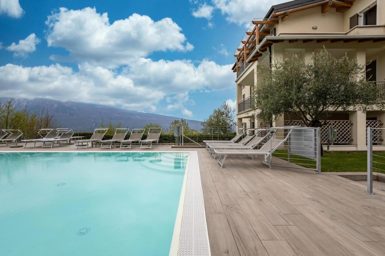 Residence La Villa Cuore Tignale Exteriér fotografie